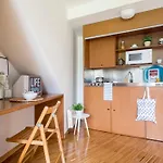 Hostal Residencia Universitaria Resa O Castro *