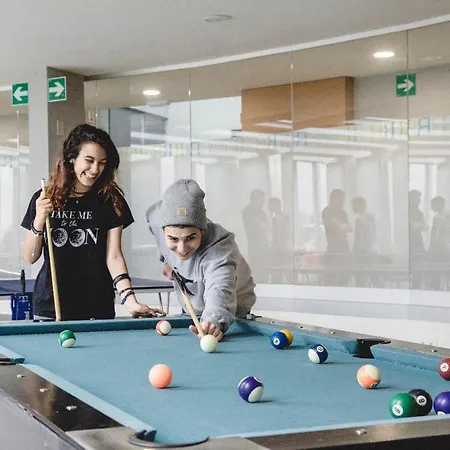 Hostel Residencia Universitaria Resa O Castro Vigo