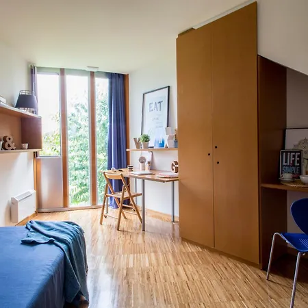 Residencia Universitaria Resa O Castro *