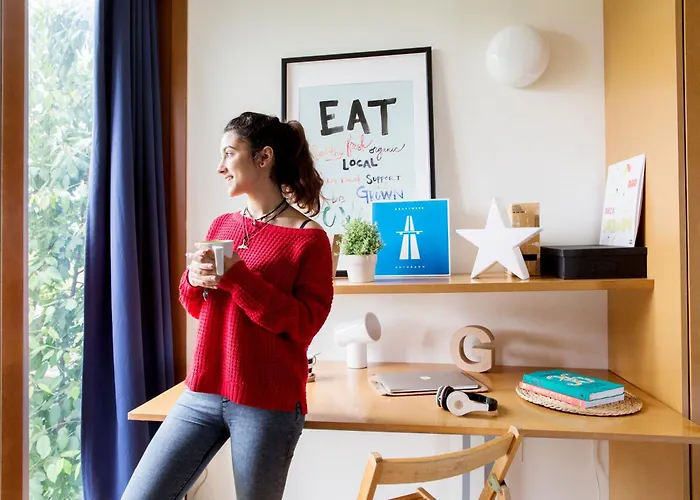 Hostel Residencia Universitaria Resa O Castro Vigo